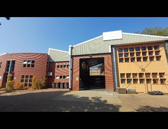 INDUSTRIAL FOR SALE IN ROOIHUISKRAAL